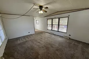 38005 Hwy 18, Prairie Du Chien, WI 53821 - Photo 6