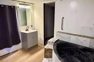 38005 Hwy 18, Prairie Du Chien, WI 53821 - Photo 18