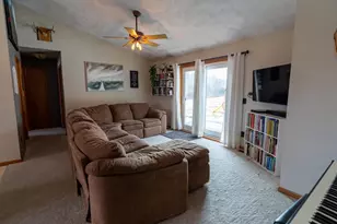 28302 Hwy 80, Richland Center, WI 53581 - Photo 10