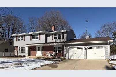 2334 Elizabeth Street, Janesville, WI 53548 - Photo 2