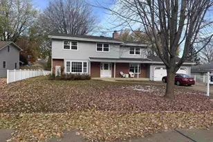 2334 Elizabeth St, Janesville, WI 53548 - Photo 2