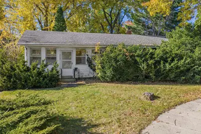 313 Bluff View Court, Portage, WI 53901 - Photo 2