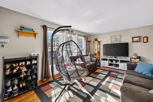 506 W Division St, Ridgeville, WI 53533 - Photo 6