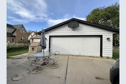 1317 22nd Avenue, Monroe, WI 53566 - Photo 4