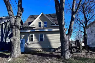 1407 Stoughton Ave, Tomah, WI 54660 - Photo 4