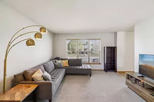 631 Meadow Trce, Deerfield, WI 53531 - Photo 8