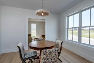 4029 Serenbe St, Middleton, WI 53562 - Photo 14