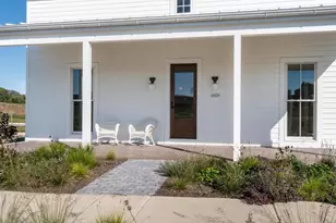 4029 Serenbe St, Middleton, WI 53562 - Photo 4