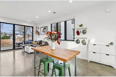 256 Waubesa Street, Madison, WI 53704 - Photo 6