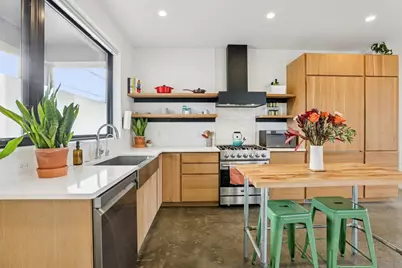 256 Waubesa Street, Madison, WI 53704 - Photo 2