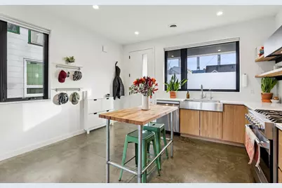 256 Waubesa Street, Madison, WI 53704 - Photo 4