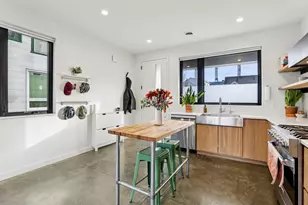 256 Waubesa St, Madison, WI 53704 - Photo 4