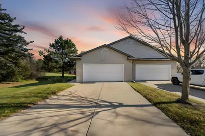 399 Michele Street, Mount Horeb, WI 53572 - Photo 6