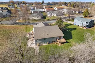 399 Michele St, Mount Horeb, WI 53572 - Photo 38