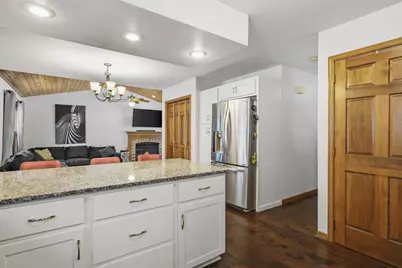 6202 Rivercrest Drive, Mcfarland, WI 53558 - Photo 8