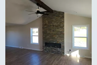 439 Gunderson Drive, Portage, WI 53901 - Photo 6