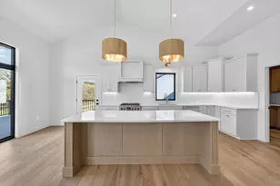 1438 Greenleaf Ct, Sun Prairie, WI 53590 - Photo 10