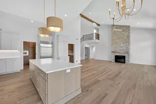 1438 Greenleaf Ct, Sun Prairie, WI 53590 - Photo 16