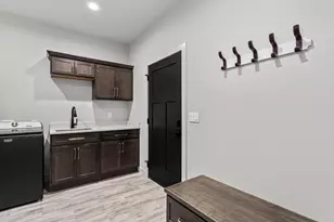 334 Rdg Vw Dr, Milton, WI 53563 - Photo 14