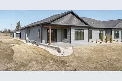 353 Ridge View Drive #11, Milton, WI 53563 - Photo 4