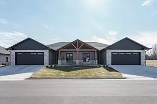 353 Rdg Vw Dr, Milton, WI 53563 - Photo 2