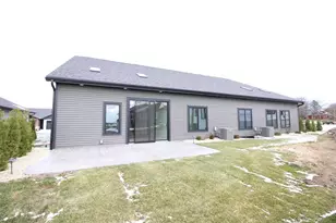 365 Rdg Vw Dr, Milton, WI 53563 - Photo 10