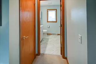 14 Springfield Ct, Madison, WI 53711 - Photo 32