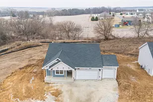 506 Ridge Ct, Orfordville, WI 53576 - Photo 2