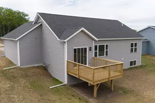 504 Ridge Ct, Orfordville, WI 53576 - Photo 6