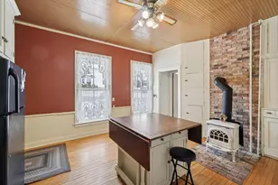 733 5th St, Baraboo, WI 53913 - Photo 8