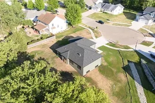 2855 Deer Path Ct, Beloit, WI 53511 - Photo 4