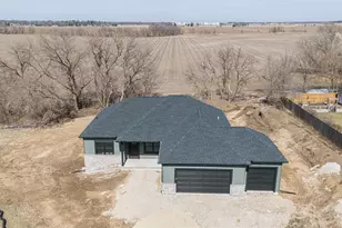 2855 Deer Path Ct, Beloit, WI 53511 - Photo 2