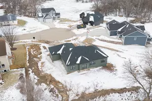 2855 Deer Path Ct, Beloit, WI 53511 - Photo 12