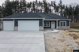 2855 Deer Path Ct, Beloit, WI 53511 - Photo 1