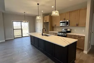 2855 Deer Path Ct, Beloit, WI 53511 - Photo 6