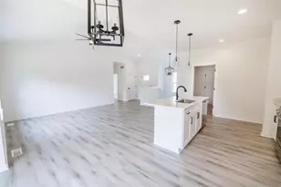 2380 Pow Wow Trail, Beloit, WI 53511 - Photo 10