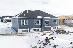 897 Red Hawk Dr, Milton, WI 53563 - Photo 4