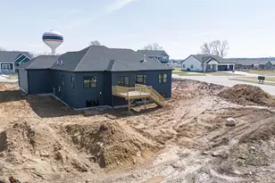 909 Red Hawk Dr, Milton, WI 53563 - Photo 6