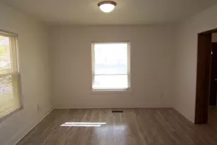 873 E Memorial Dr Dr, Janesville, WI 53545 - Photo 14