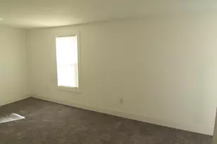 873 E Memorial Dr Dr, Janesville, WI 53545 - Photo 20