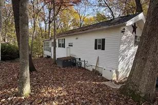 246 Leisure Way, Edgerton, WI 53534 - Photo 18