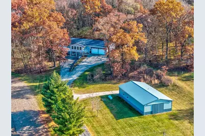 1736 Washington Road, Stoughton, WI 53589 - Photo 8