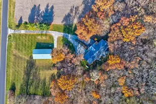 1736 Washington Rd, Stoughton, WI 53589 - Photo 10