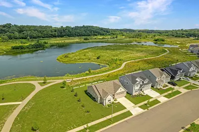 2006 Autumn Lake Parkway, Madison, WI 53718 - Photo 4