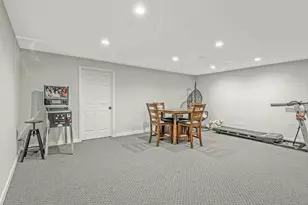 2006 Autumn Lake Parkway, Madison, WI 53718 - Photo 26