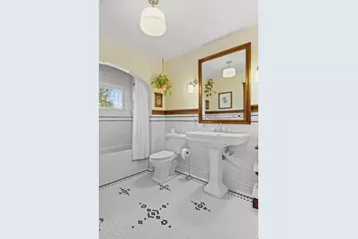 351 S Madison Street, Janesville, WI 53536 - Photo 18