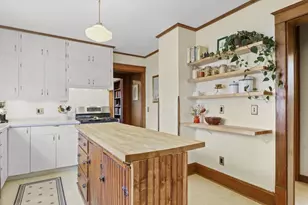 351 S Madison St, Janesville, WI 53536 - Photo 10