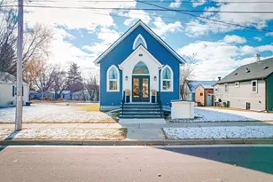 712 La Crosse St, Mauston, WI 53948 - Photo 2