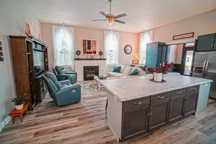 712 La Crosse St, Mauston, WI 53948 - Photo 18