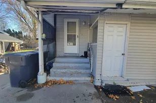 544 N Chatham St, Janesville, WI 53548 - Photo 8